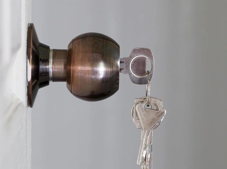 Apertura porte bloccate 247 urgente Biella